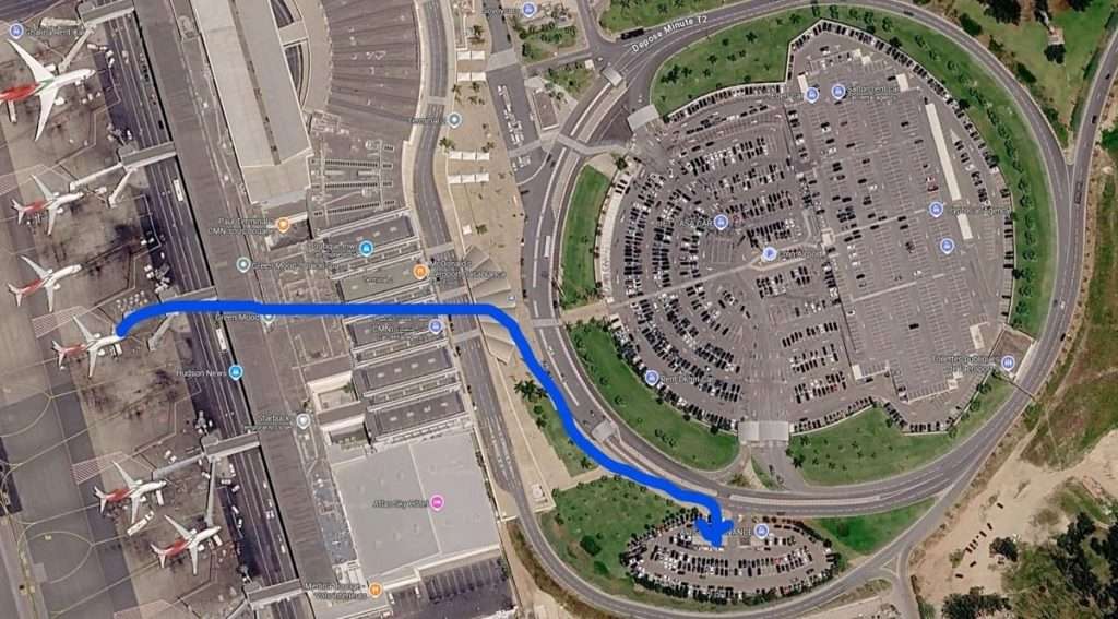 Casablanca airport - Walk to the main pickup car rental area
